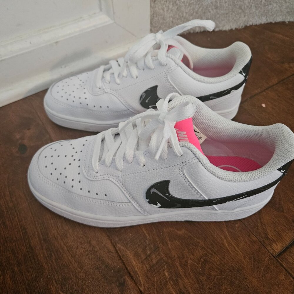 Women's Nike Court Vision Low sneakers - Size 8 LIKE NEW! - Picture 2 of 8
